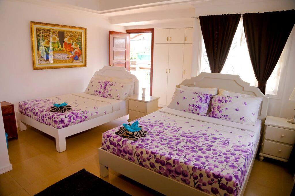 Florabells Iraya Guest House - Batanes Basco Exterior photo