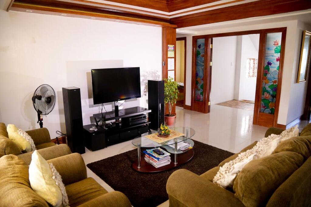 Florabells Iraya Guest House - Batanes Basco Exterior photo